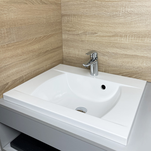 Умивальник Adamant Over White 60