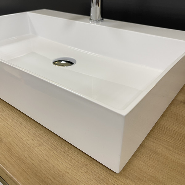 Умивальник Adamant SLENDER White